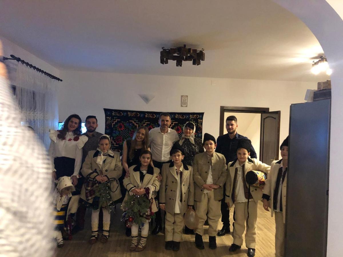 Pensiunea Trei Lalele Moisei Dış mekan fotoğraf